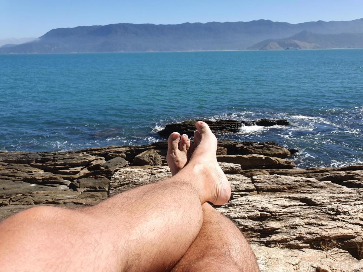 Bangalo Com Vista Para O Mar No Condominio Yacamim Ilhabela Praia Do Curral Экстерьер фото